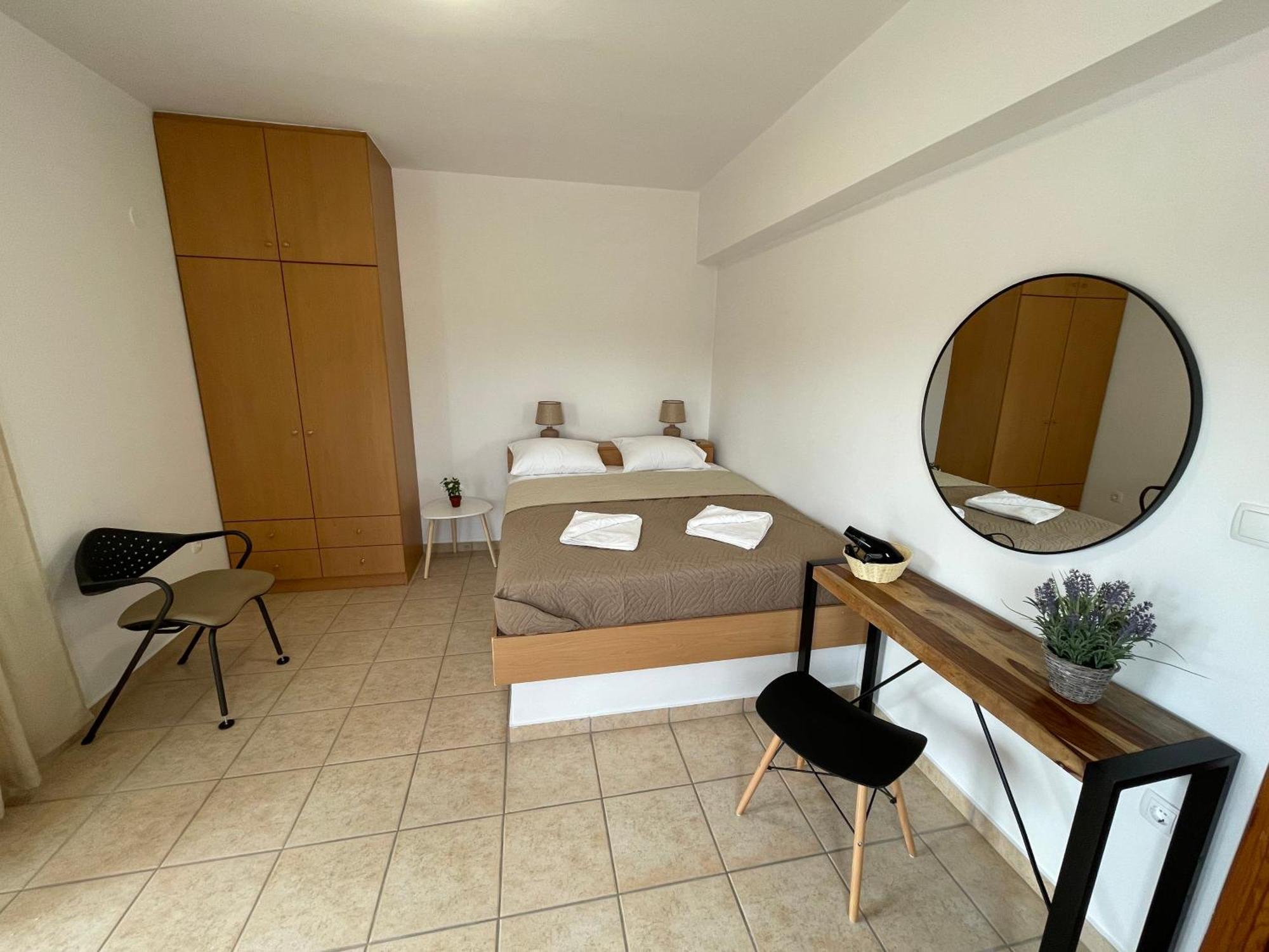 Mini Art Apartment Gerani  Exterior foto